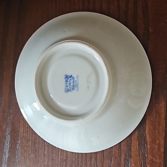1940s Maruta Phoenix Small Japanese Tea Cup and Saucer with Stand - Picture 6 of 13